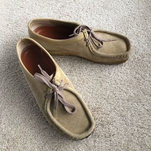 Clarks Wallabee
